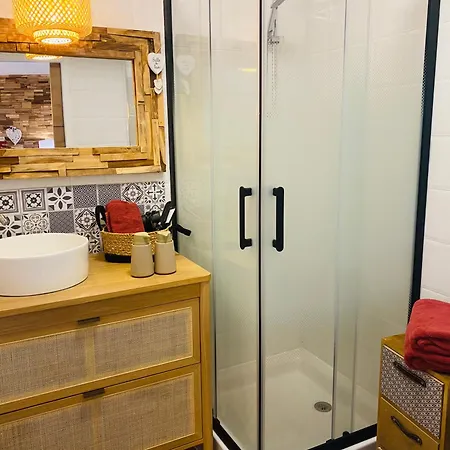 Petit Cocon Cosy Proche Place Stanislas-parking & Cave Velos דירה *