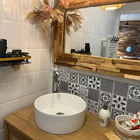 Petit Cocon Cosy Proche Place Stanislas-parking & Cave Velos דירה
